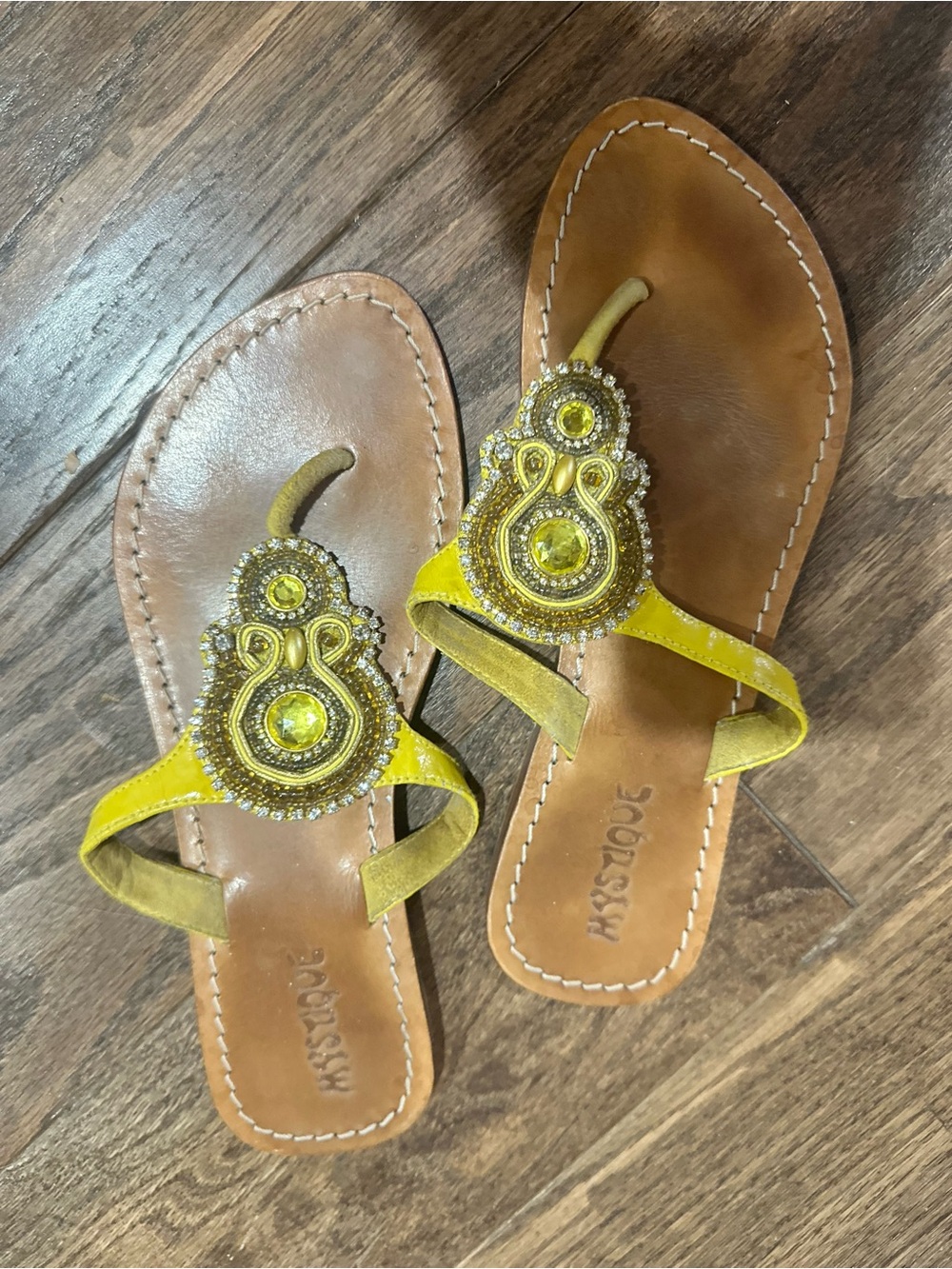 MYSTIQUE 💛 Beaded Yellow Women's Thong Sandals